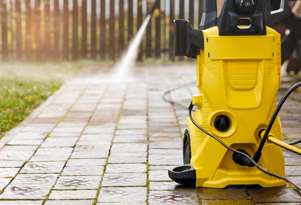 Best Pool Deck Cleaning  in West Modesto, CA